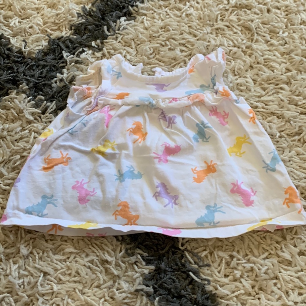 (5/$10) Unicorn top 0-3M